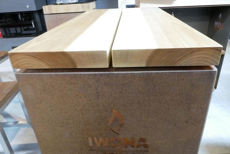 Table de rangement 48x48x96 avec billot en bois